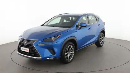 Usata Lexus NX300h E-FOUR Executive Line 197 CV (144 kW) 2018 Blu SUV