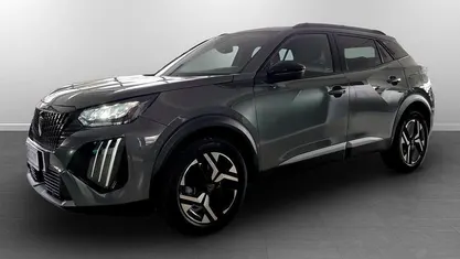 Usata Peugeot 2008 Allure 101 CV (74 kW) 2025 SUV