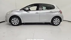 Usata 2014 Peugeot 208 Active Due volumi | 6890 €