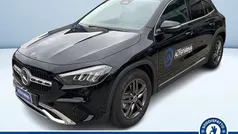 Nero metallizzato Usata 2024 Mercedes GLA180 Advanced SUV | 39.300 € (Buon prezzo)