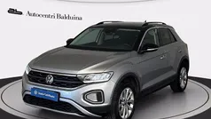 Pyrit silver met/tetto nero me Usata 2022 VW T-Roc Life SUV | 21.500 € (Buon prezzo)