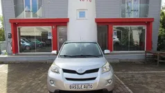 Grigio chiaro Usata 2012 Toyota Urban Cruiser Lounge SUV | 8950 € (Buon prezzo)