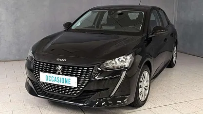 Nero Usata 2023 Peugeot 208 Active Utilitaria | 11.980 € (Ottimo prezzo)