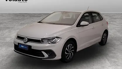 Begagnad VW Polo Life 90 HK (66 kW) 2023 Beige Sedan