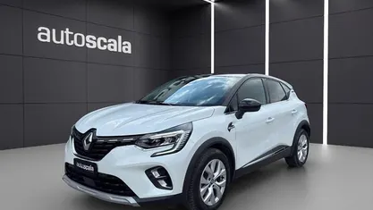 Usata Renault Captur Intens 160 CV (117 kW) 2021 Bianco SUV