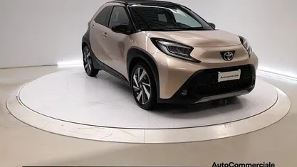 Usata Toyota Aygo X Lounge 72 CV (52 kW) 2023 Bronzo SUV