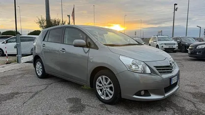 Other Usata 2012 Toyota Verso Active Monovolume | 5990 € (Buon prezzo)