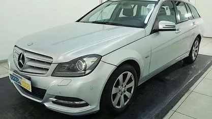 Argento metallizzato Usata 2012 Mercedes C220 Executive Station wagon | 9970 € (Super prezzo)