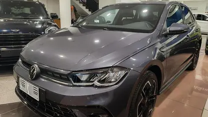 Ny VW Polo R-line Plus 95 HK (69 kW) 2025 Grå Sedan