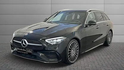 Usata 2023 Mercedes 220 AMG Line Premium Plus Station wagon | 43.500 € (Buon prezzo)