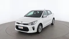 Bianco Usata 2018 Kia Rio Active Tre volumi | 11.899 € (Buon prezzo)