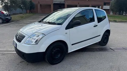 Usata Citroën C2 70 CV (51 kW) 2008 Bianco Utilitaria