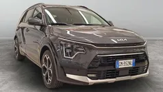 Grigio scuro Usata 2023 Kia Niro SUV | 24.900 € (Buon prezzo)