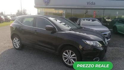 Usata Nissan Qashqai Acenta 110 CV (80 kW) 2015 Nero SUV