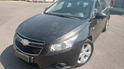 Usata Chevrolet Cruze LT 150 CV (110 kW) 2010 Nero Berlina
