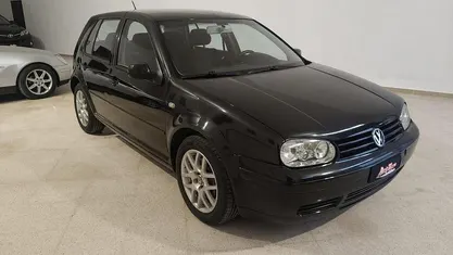 Usata VW Golf IV Highline 130 CV (95 kW) 2002 Berlina