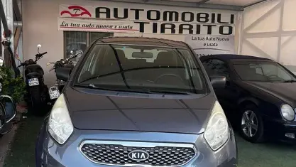 Usata Kia Venga LX 90 CV (66 kW) 2010 Grigio Utilitaria