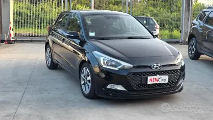 Usata Hyundai i20 Classic 82 CV (60 kW) 2015 Nero Berlina
