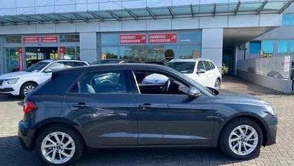 Usata Audi A1 Admired 110 CV (80 kW) 2022 Grigio SUV