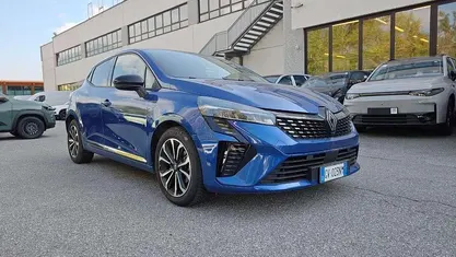 Usata 2024 Renault Clio V Techno Tre volumi | 14.900 € (Ottimo prezzo)