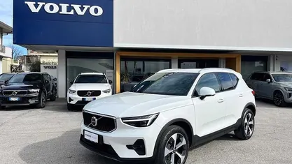Usata Volvo XC40 Core 163 CV (119 kW) 2025 SUV