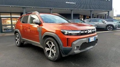 Usata Dacia Duster Journey 141 CV (103 kW) 2025 Terracotta SUV
