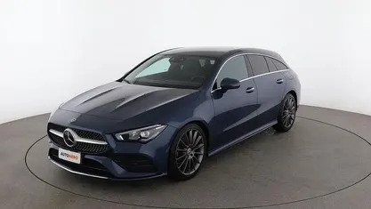 Usata Mercedes CLA200 Shooting Brake Premium 150 CV (110 kW) 2022 Blu Station wagon