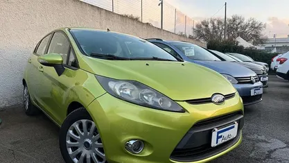 Usata Ford Fiesta 68 CV (50 kW) 2010 Berlina