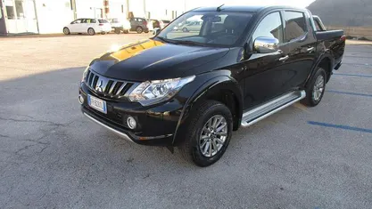 Nero Usata 2018 Mitsubishi L200 Intense Pick-up | 18.800 € (Ottimo prezzo)