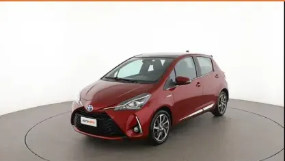 Usata Toyota Yaris Style 101 CV (74 kW) 2018 Rosso Utilitaria