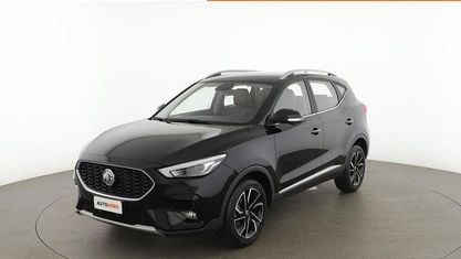 Begagnad MG ZS 106 HK (77 kW) 2023 Svart Sedan