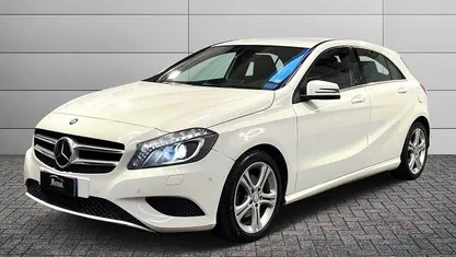 Bianco Usata 2016 Mercedes A200 Tre volumi | 16.900 € (Buon prezzo)