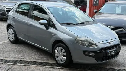 Usata Fiat Punto Active 60 CV (44 kW) 2010 Grigio Utilitaria