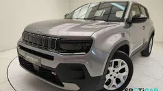 Grigio Usata 2024 Jeep Avenger Altitude SUV | 20.986 € (Buon prezzo)