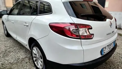 Bianco Usata 2015 Renault Mégane GrandTour LIMITED Station wagon | 3400 € (Ottimo prezzo)