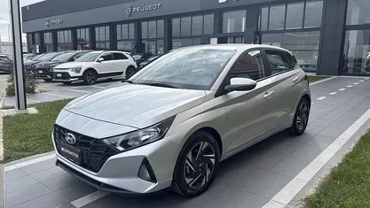 Usata Hyundai i20 84 CV (61 kW) 2022 Grigio Monovolume