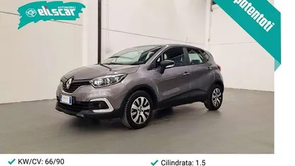 Usata 2018 Renault Captur SUV | 9900 € (Buon prezzo)