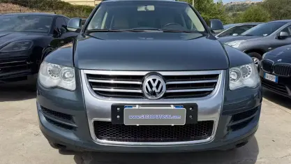 Usata VW Touareg R 174 CV (127 kW) 2007 Grigio SUV