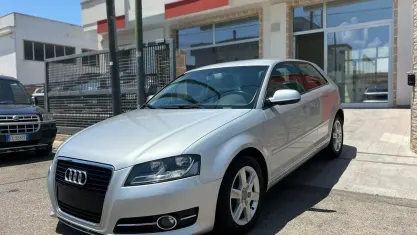 Usata Audi A3 Attraction 105 CV (77 kW) 2011 Grigio Utilitaria