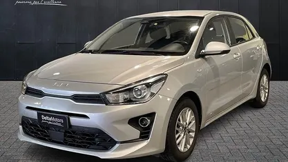 Usata 2021 Kia Rio Style Berlina | 12.300 € (Buon prezzo)