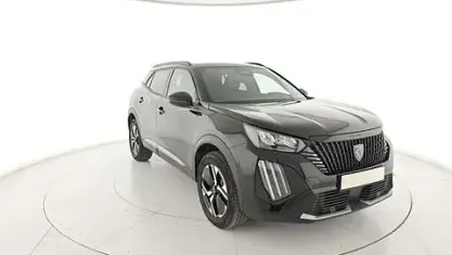 Usata Peugeot 2008 Allure 145 CV (106 kW) 2025 Nero SUV