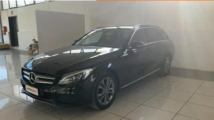 Usata Mercedes C180 115 CV (84 kW) 2018 Nero Station wagon