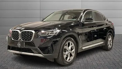 Usata 2023 BMW X4 Comfort Edition SUV | 48.900 € (Buon prezzo)