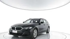 Black sapphire metallizzato Usata 2023 BMW 320 Station wagon | 34.500 € (Super prezzo)