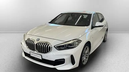 Usata BMW 116 M Sport 116 CV (85 kW) 2020 Alpinweiss iii pastello Utilitaria