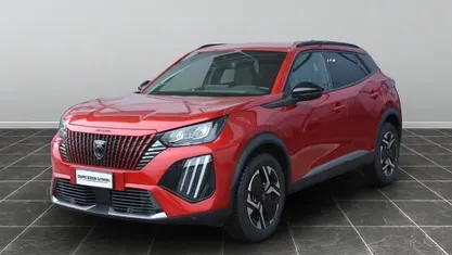Usata Peugeot 2008 Allure 131 CV (96 kW) 2024 SUV