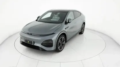 Nuova XPENG G6 185 kW (252 CV) 2026 Graphite grey SUV