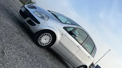 Usata Lancia Musa 90 CV (66 kW) 2009 Grigio Monovolume