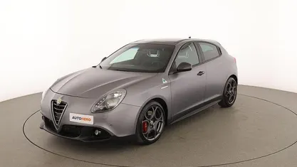 Usata Alfa Romeo Giulietta Quadrifoglio Verde 241 CV (177 kW) 2015 Utilitaria