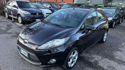 Usata Ford Fiesta Titanium 60 CV (44 kW) 2012 Nero Utilitaria
